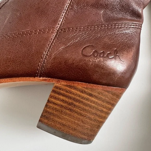 COACH Fayth brown leather riding boots. Size: 6.5. - Picture 3 of 11